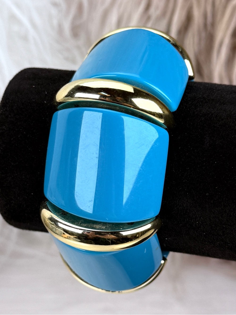 Turquoise Blue Gold Tone Stretch Bracelet Chunky Statement Cuff